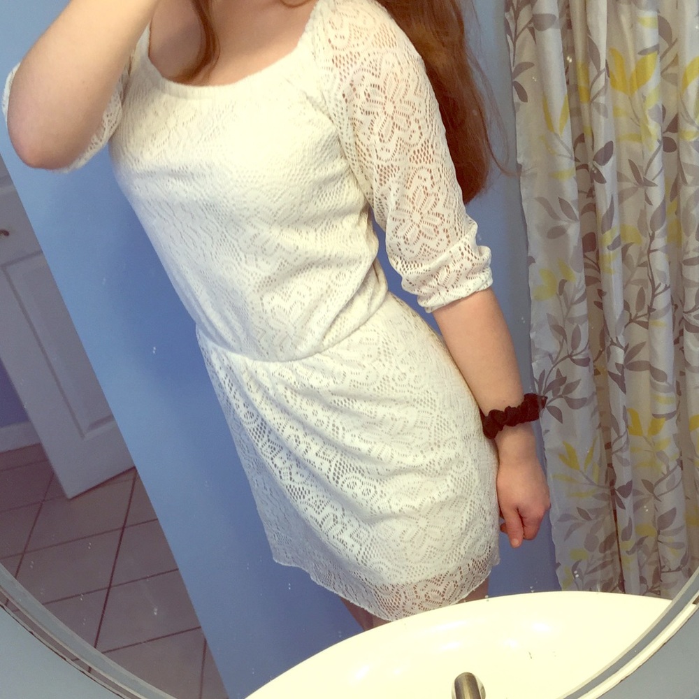 White, scoop neck mesh dress